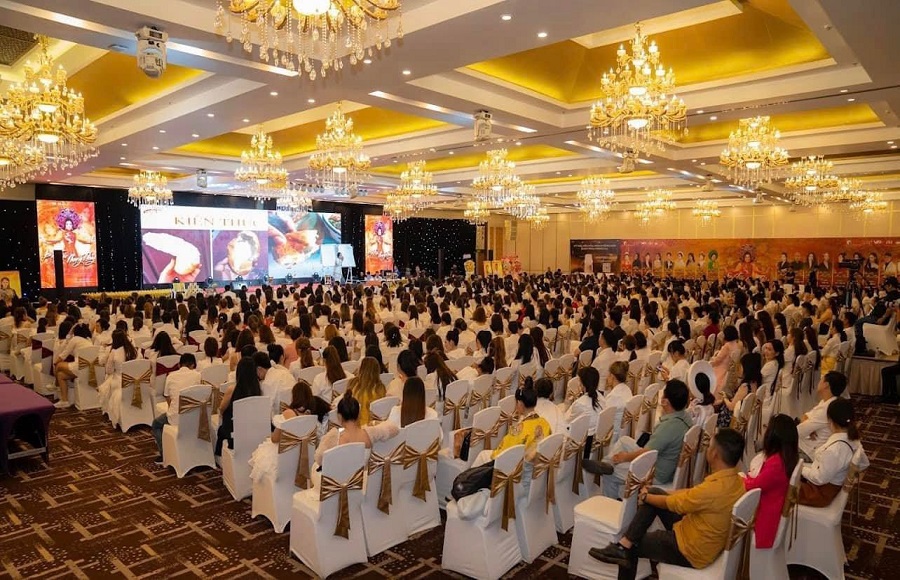 Hội Nghị - Hội Thảo
