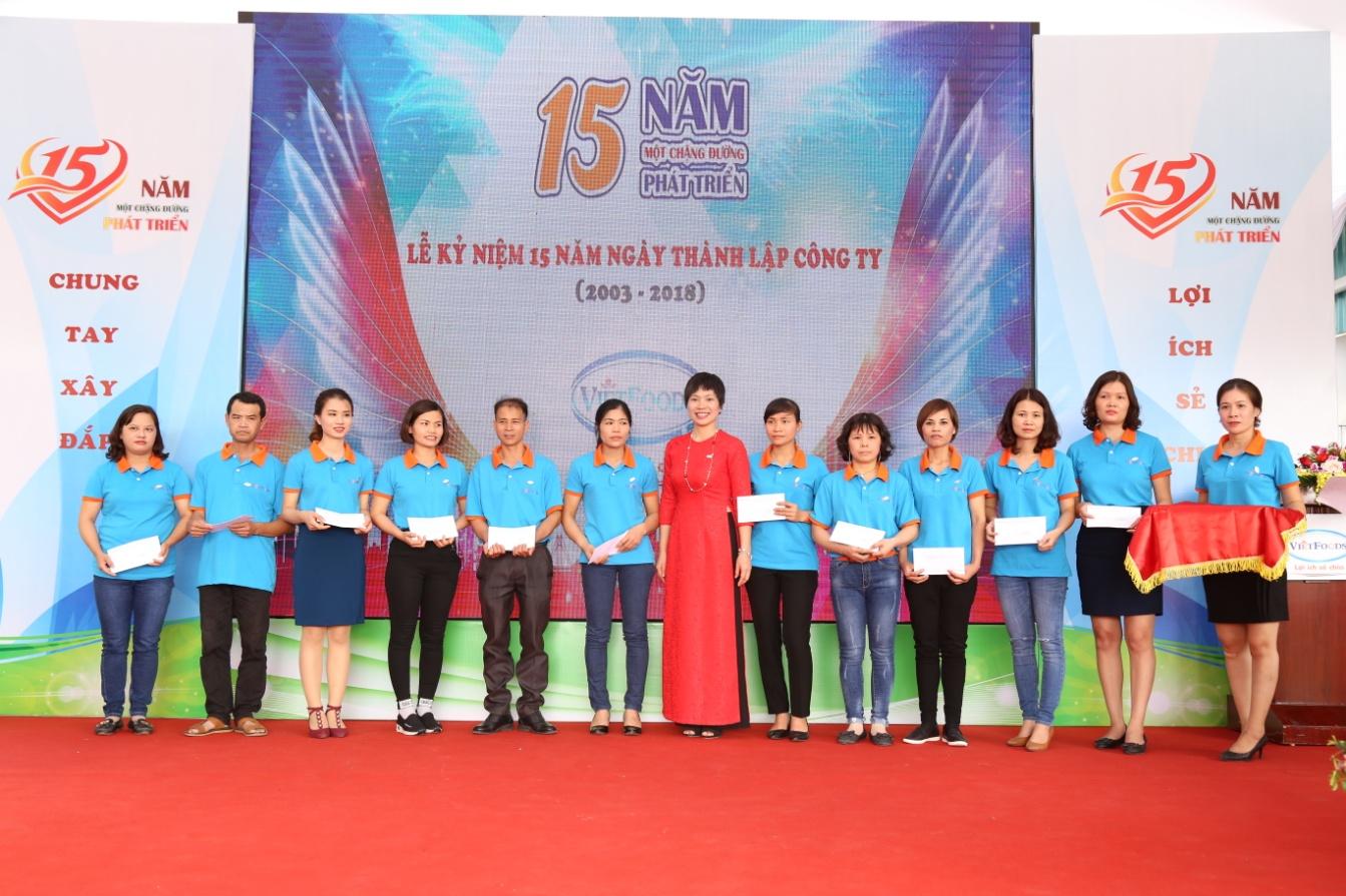 Kỷ niệm 15 năm ng&agrave;y th&agrave;nh lập c&ocirc;ng ty VIETFOODS